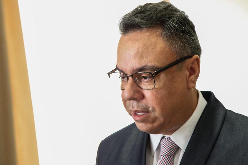 Juiz decide que escolas mantenham ensino de diversidade de gênero em Manaus