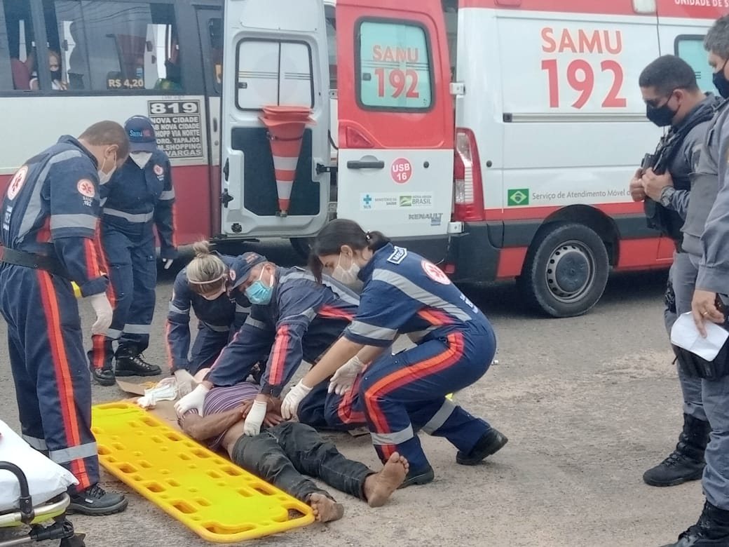 Homem é atropelado ao tentar atravessar avenida em Manaus 