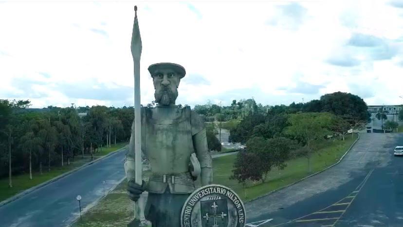 Nilton Lins retoma aulas presenciais da área de Saúde em Manaus