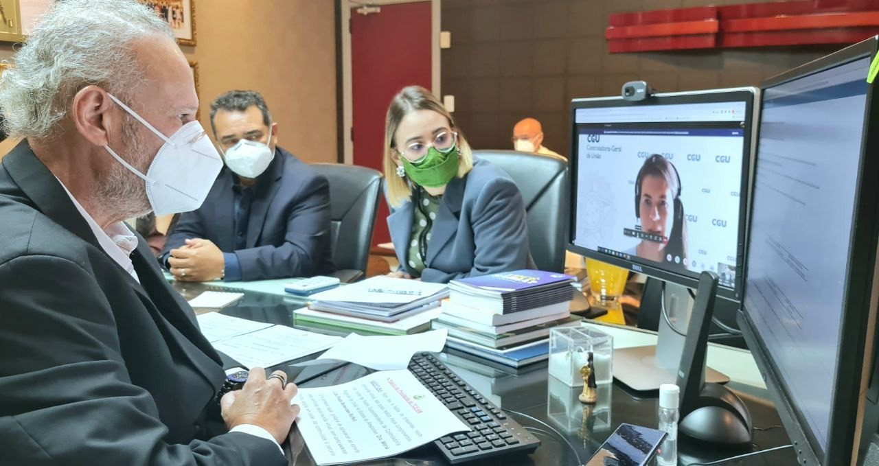 TCE-AM e CGU assinam acordo para prevenção e combate à corrupção