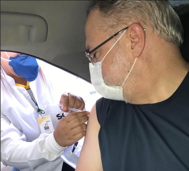 Procurador-geral Augusto Aras recebe 1ª dose da vacina contra Covid-19