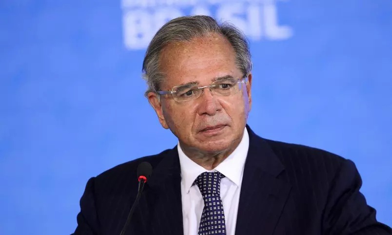 ‘Fies bancou universidade até para filho de porteiro’, diz Guedes