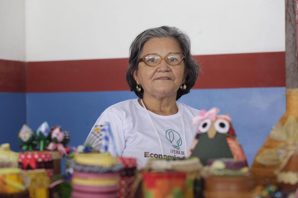 Feira de Economia Criativa reúne artesãos em Presidente Figueiredo