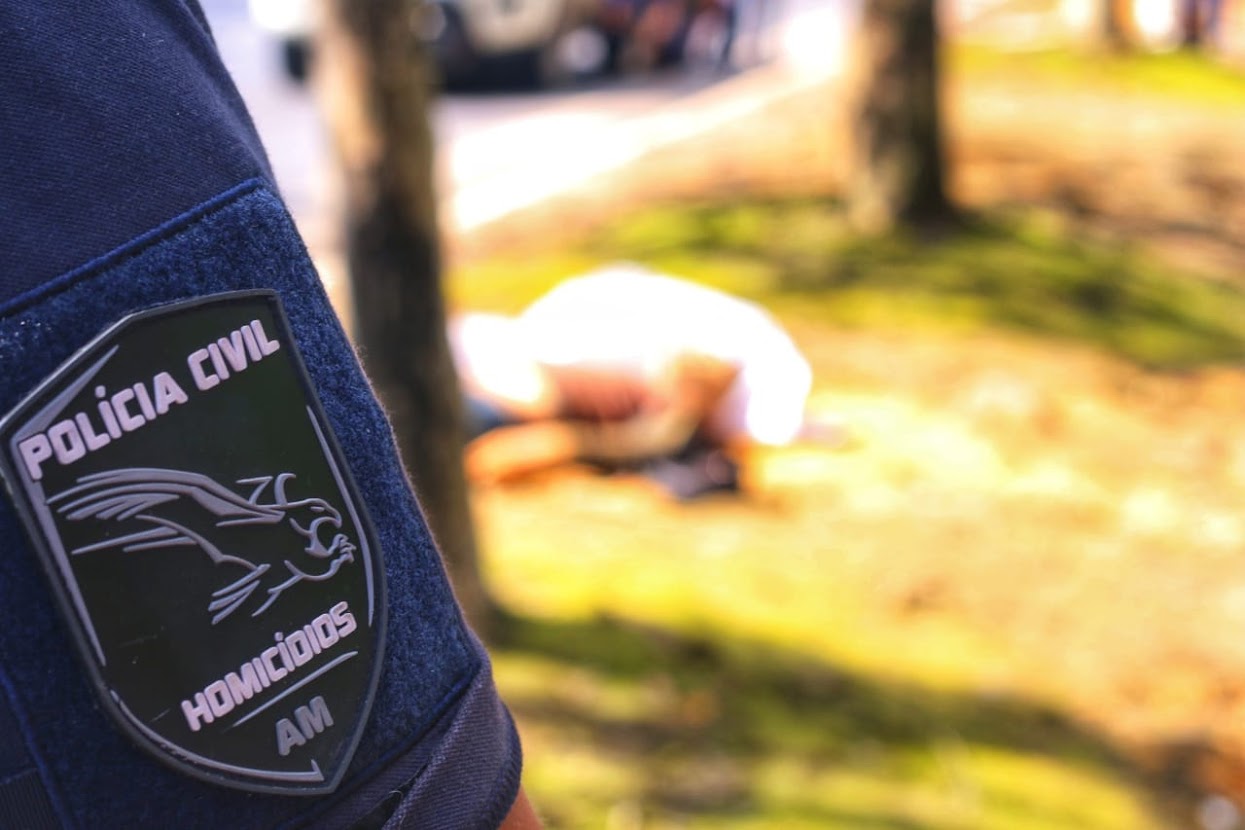 Homem é sequestrado, torturado e morto com tiros na cabeça em Manaus 