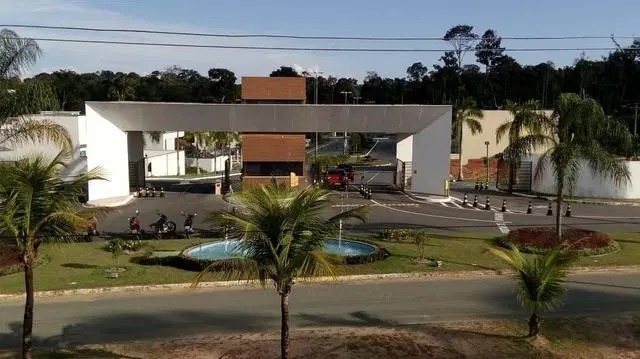 Moradores de condomínio em Manaus denunciam aumento indevido de taxa