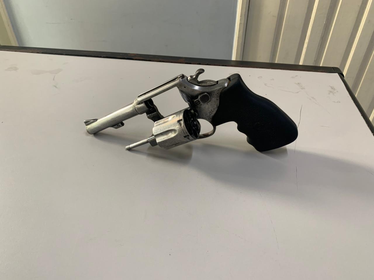 Jovem que fazia arrastões em carro alugado é preso em área nobre de Manaus