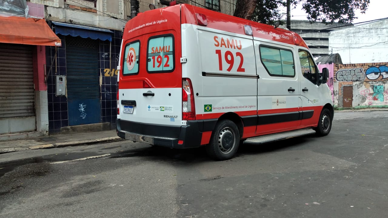 Duas semanas após ser esfaqueado, homem é atacado a pauladas em Manaus