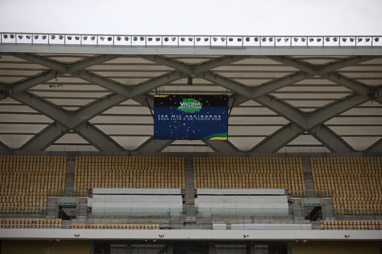 Covid-19 Manaus chega a marca de 100 mil vacinados durante viradão