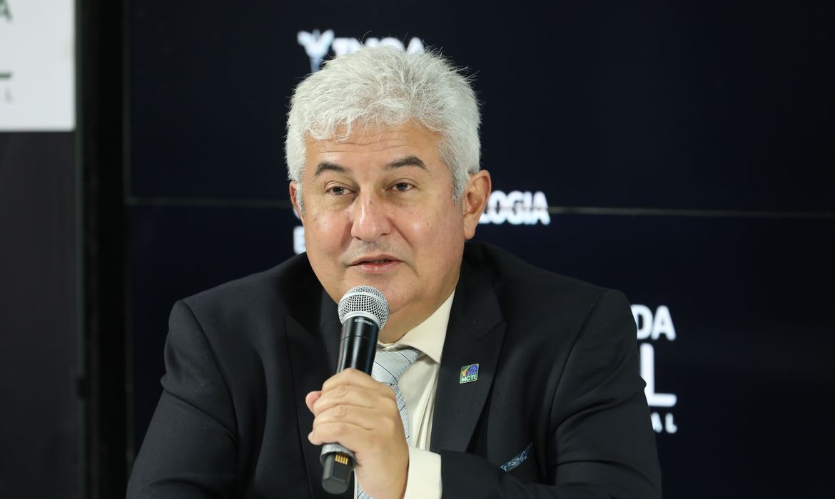 Marcos Pontes pede integração do continente para vencer a pandemia