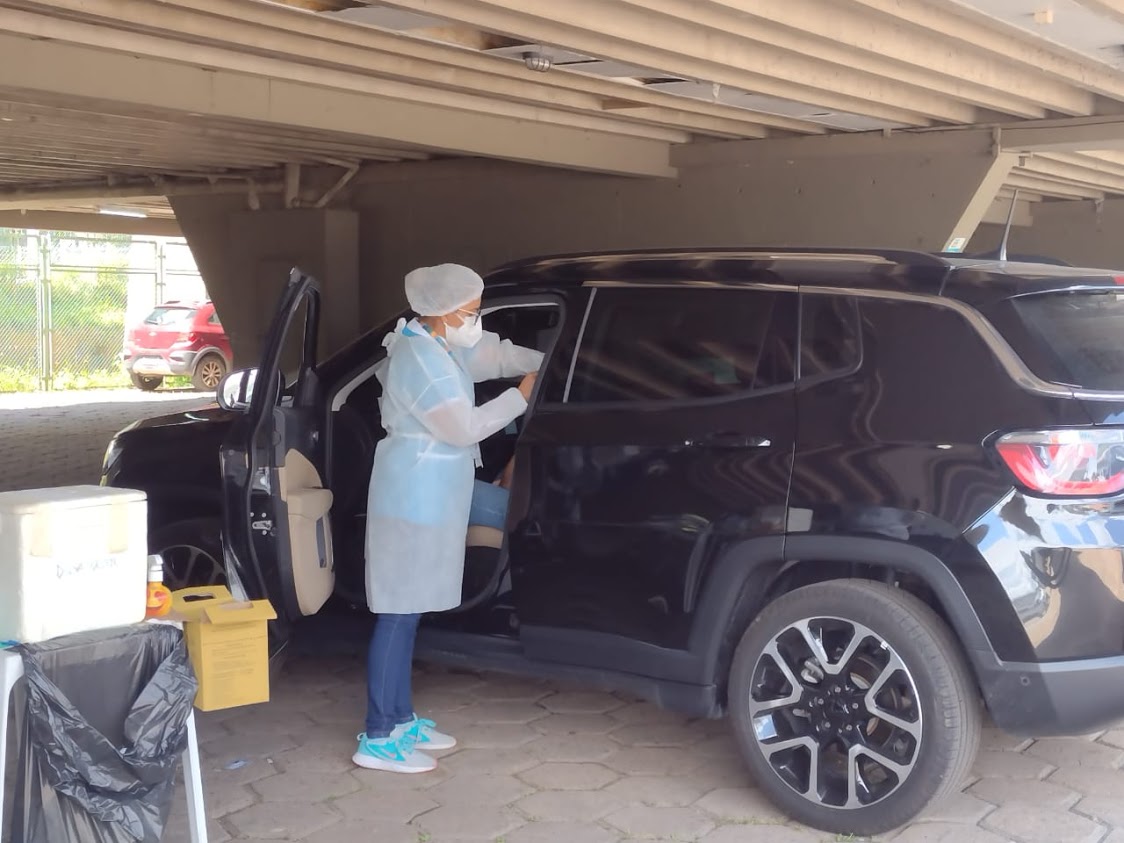 Com 6 pontos de atendimento, Manaus vacina público de 32 anos hoje