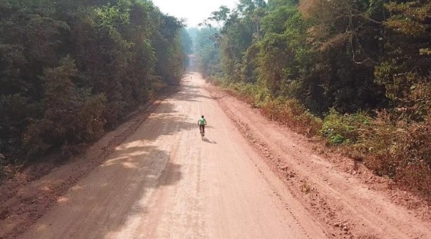 Motorista morre após caminhão cair de ponte na Transamazônica