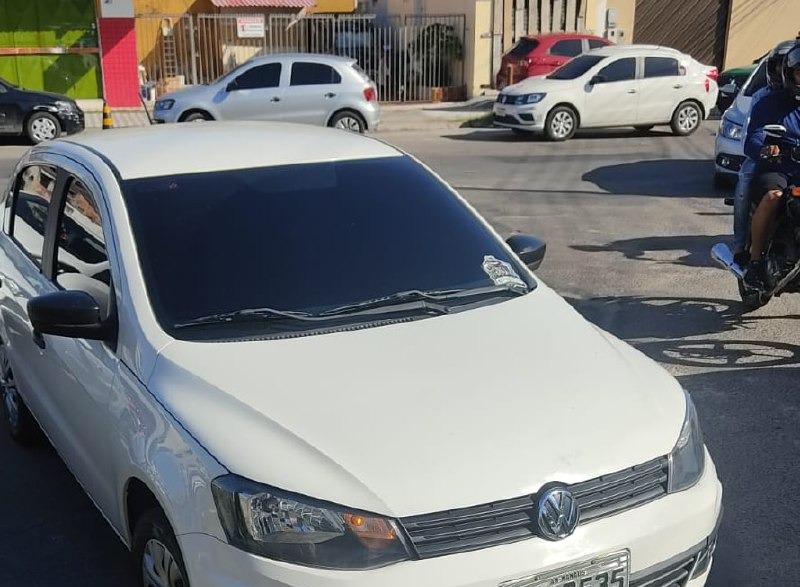 Motorista de app recupera carro roubado em Manaus