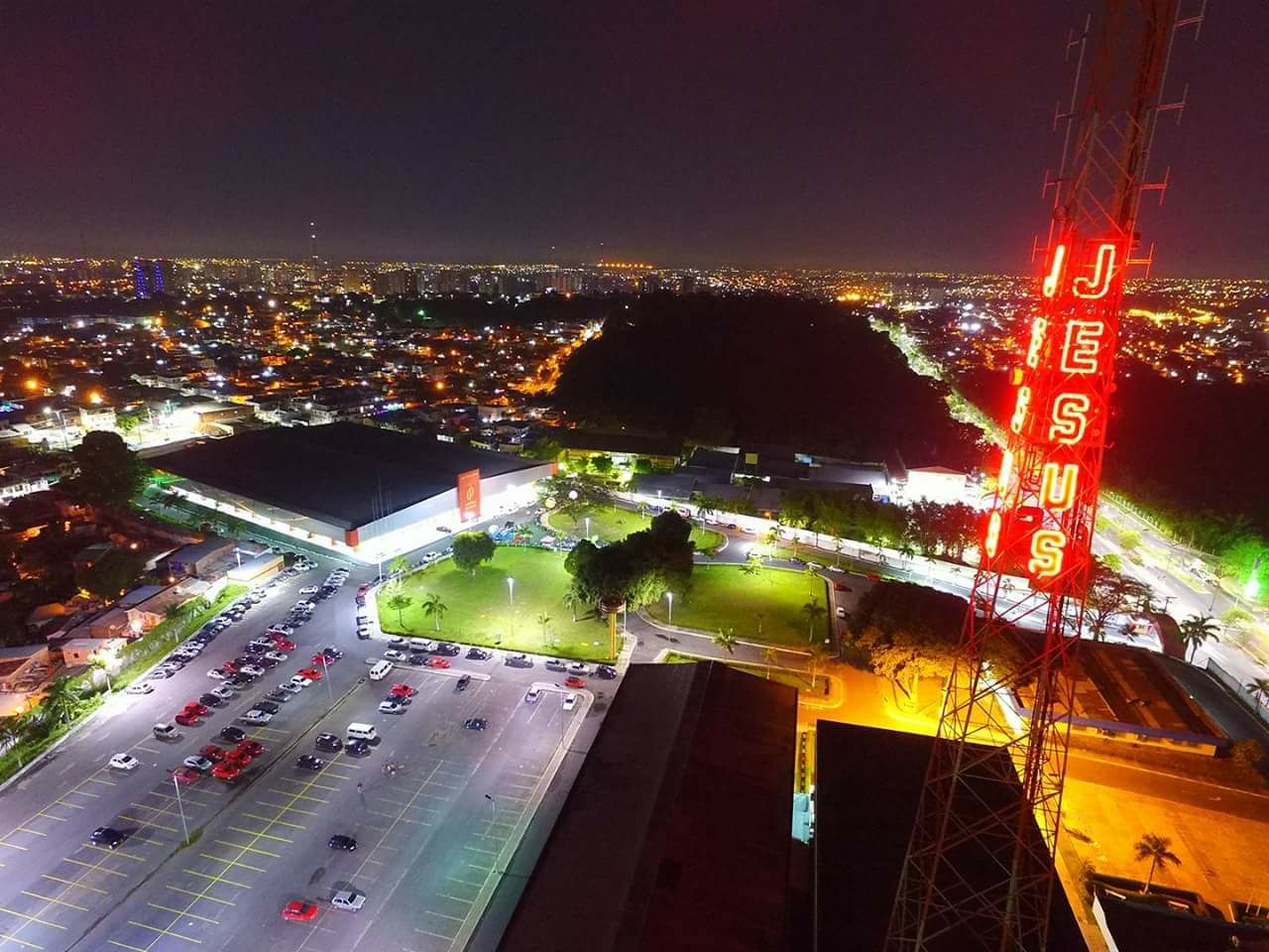 'Authentic na Roça' arrecada alimentos para famílias carentes em Manaus