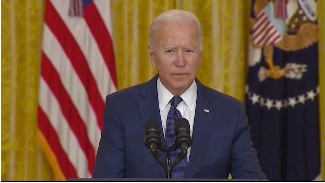 'Vamos caçá-los e fazê-los pagarem', diz Biden sobre ataque terrorista