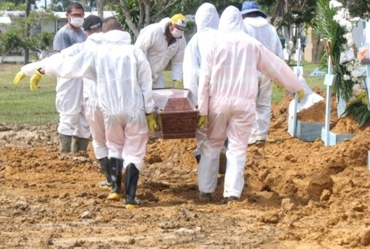 Manaus registra 26 enterros nesta quinta