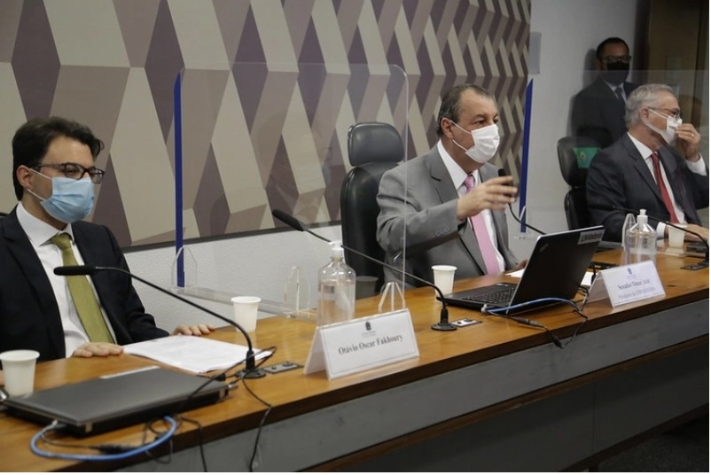 Sob críticas de governistas, CPI anuncia relatório para dia 19 de outubro