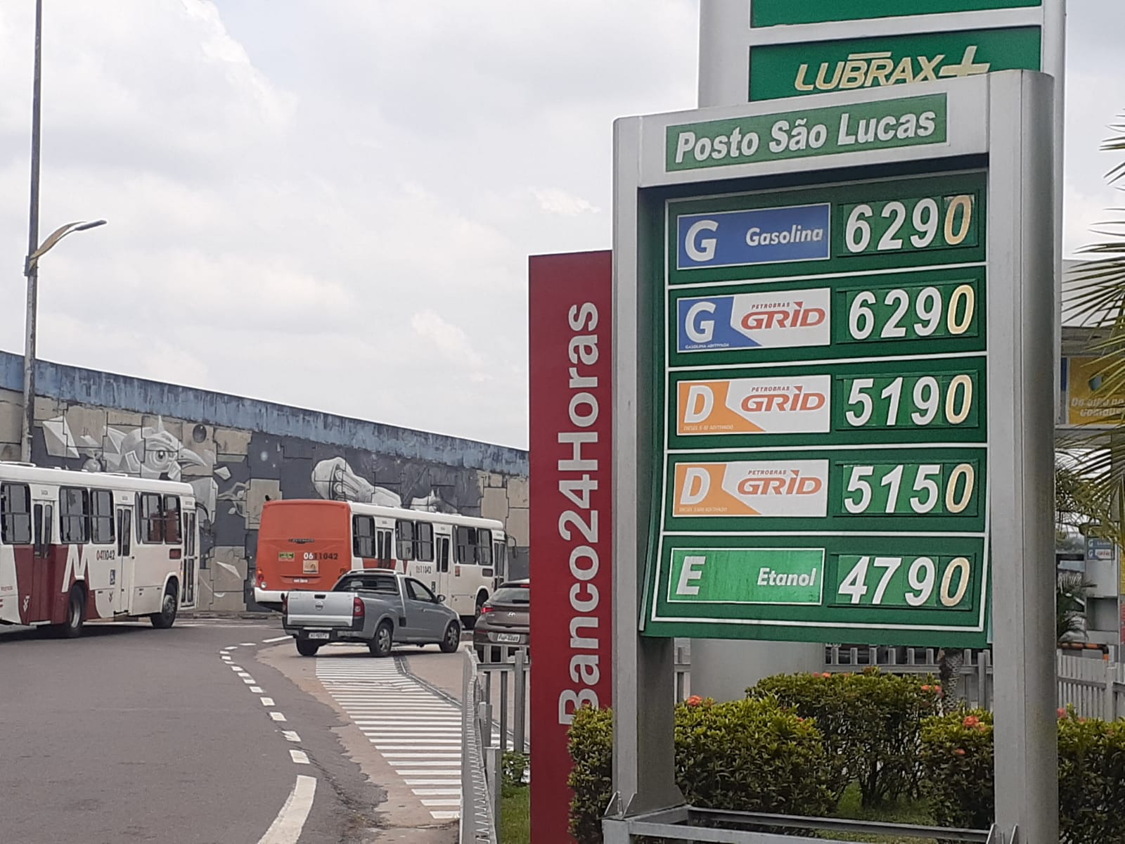 Gasolina em Manaus continua a R$ 6,29 após Petrobras anunciar novo aumento