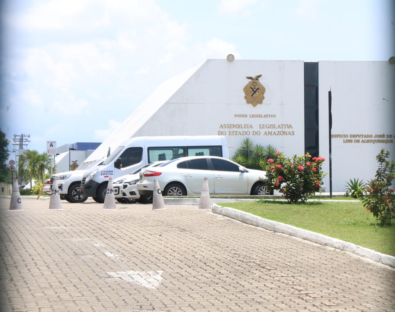 Aleam libera estacionamento para torcedores do jogo Manaus FC x Ypiranga