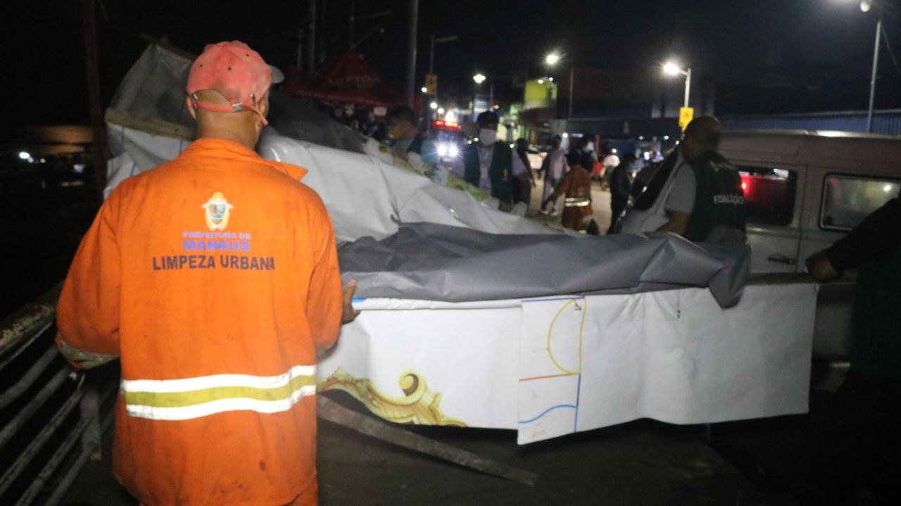 Operação na Feira da Manaus Moderna remove mais de 700 trabalhadores irregulares 