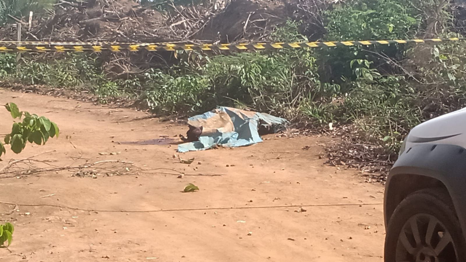 Venezuelano é encontrado degolado em ramal no Amazonas