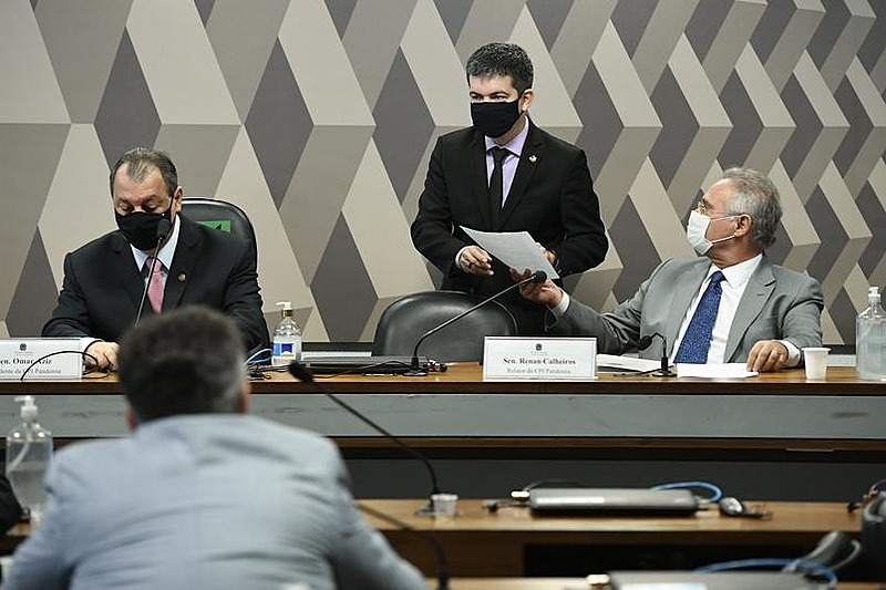 CPI vota relatório de Renan Calheiros nesta terça-feira