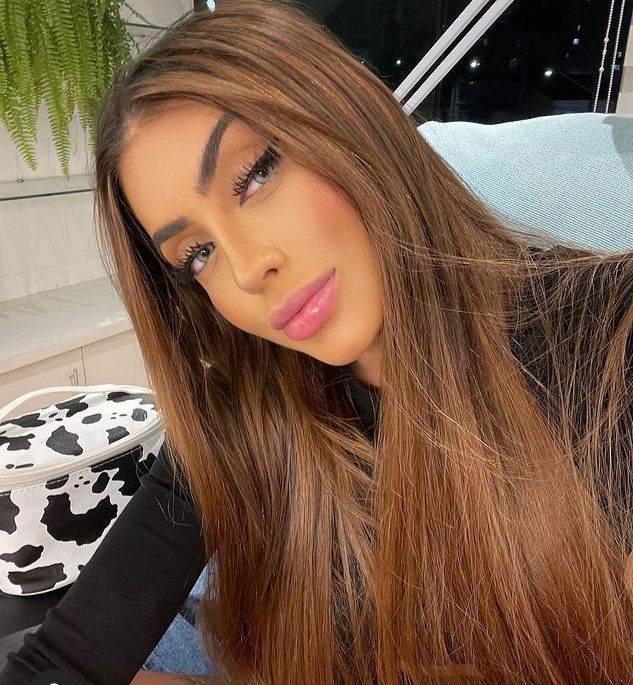 Avião com MC Mirella faz pouso de emergência: 'Deus é comigo'