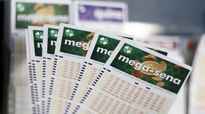Ninguém acerta a Mega-Sena e prêmio acumula em R$ 75 milhões
