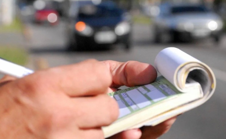 Multas de trânsito terão desconto de 40% em Manaus