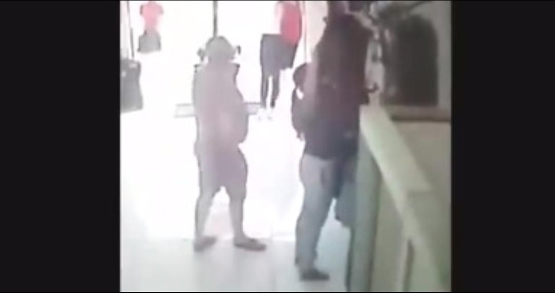 Homem se passa por cliente e tenta estuprar dona de loja em provador; vídeo