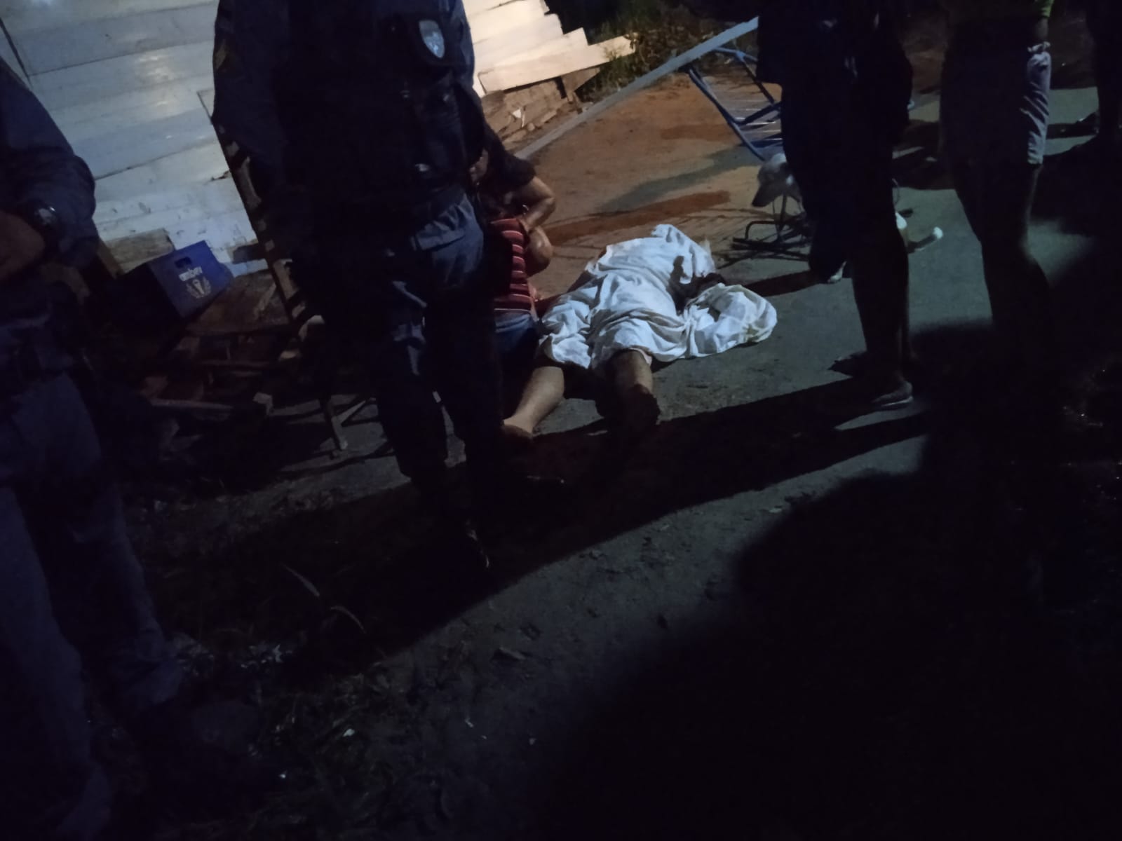 Homem é crivado de balas em área vermelha de Manaus