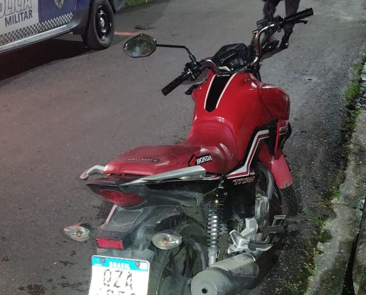 Carros e motos com restrição de roubo são recuperados em Manaus