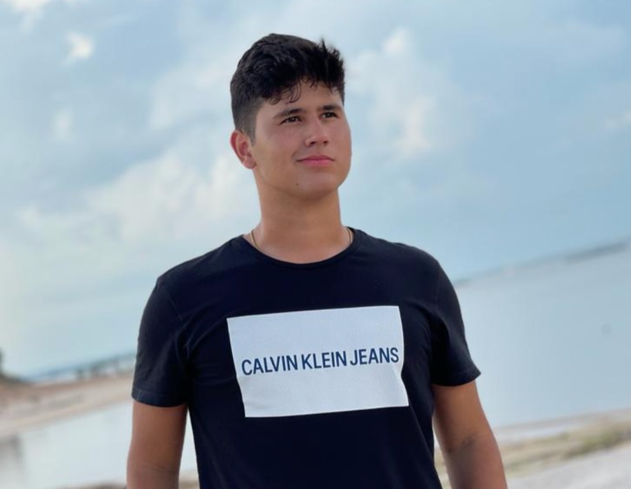 Ex-The Voice Kids, Lorenzo Fortes estreia 2022 com Luau do LF em Manaus