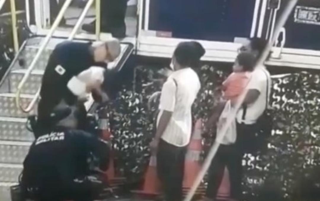 Vídeo: Bebê engasga com leite materno e é salva por policiais 