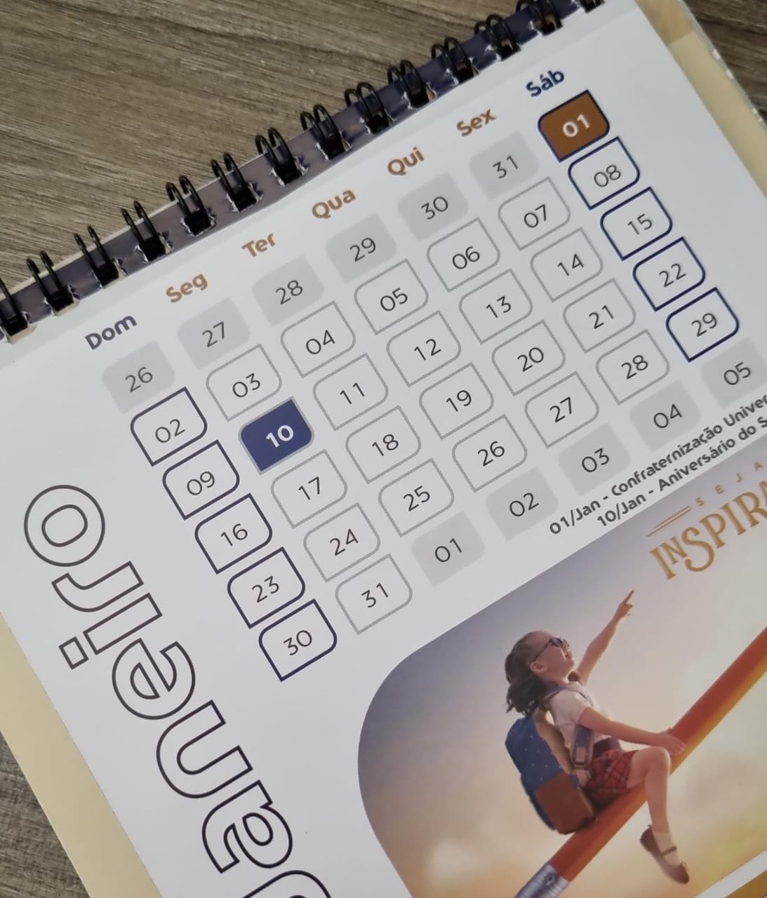 Poucos feriados em dias úteis de 2022 devem reduzir em 22% as perdas no comércio