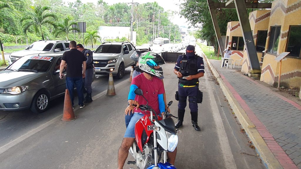 Detran faz fiscalização em barreiras neste domingo no Amazonas