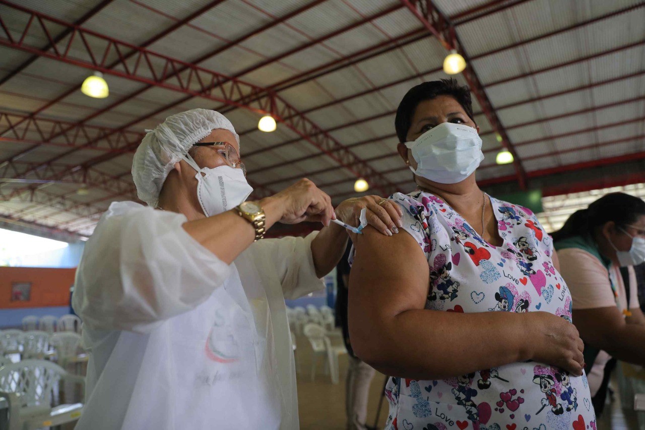 Amazonas já aplicou 5.641.153 doses de vacina contra Covid até esta sexta