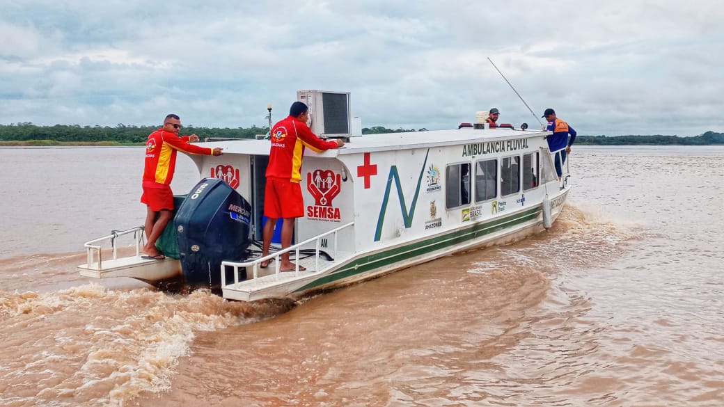 Bote naufraga no Rio Madeira e deixa 3 crianças e 3 adultos desaparecidos