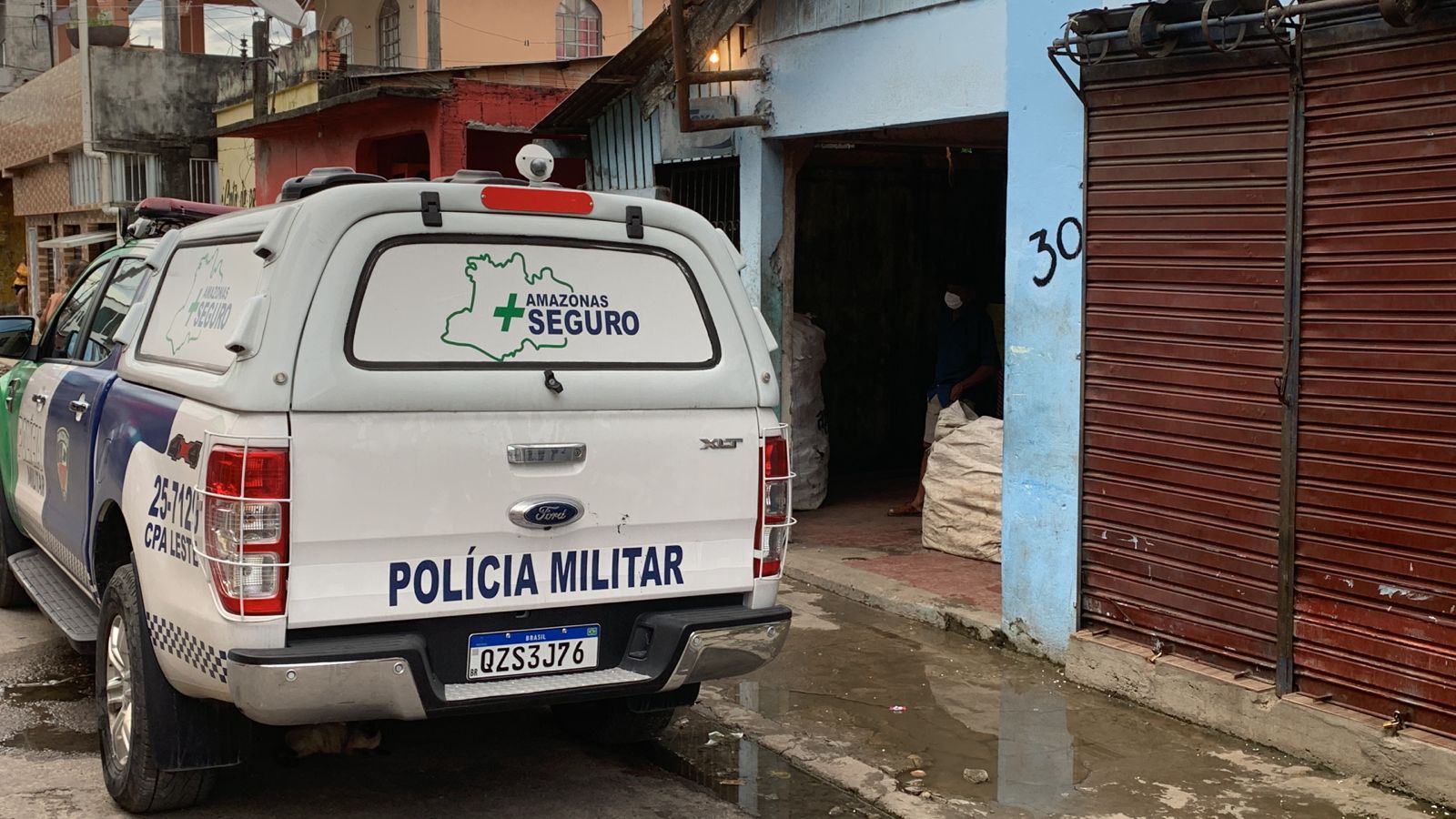 Homem tenta fugir, mas é morto a tiros em Manaus