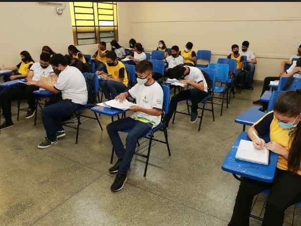 Matrículas para novos alunos do EJA iniciam nesta segunda-feira no Amazonas