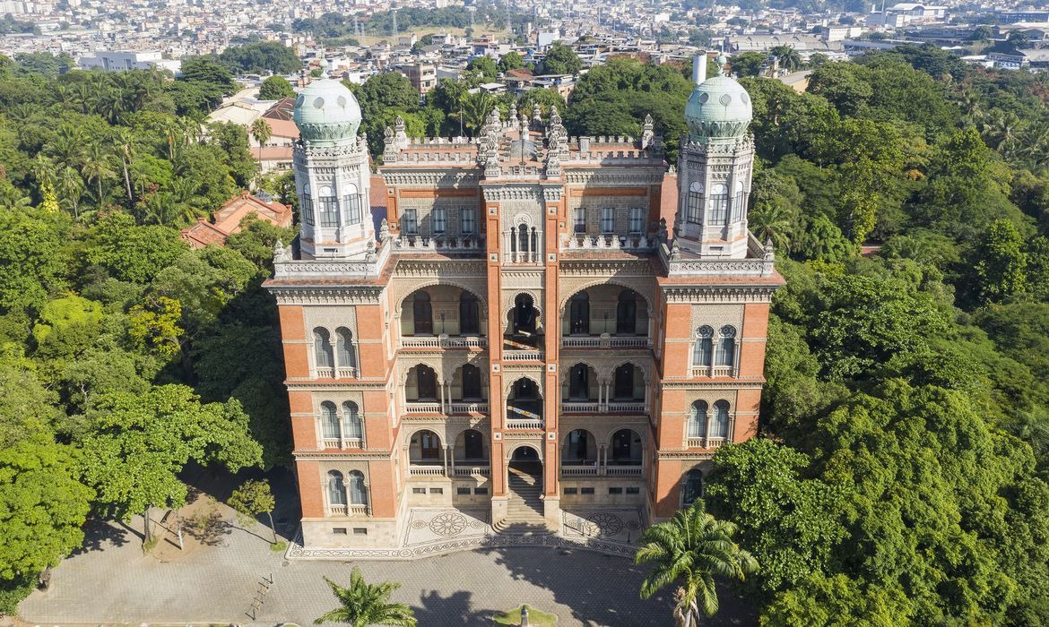 Fiocruz submete novo teste de covid-19 à Anvisa