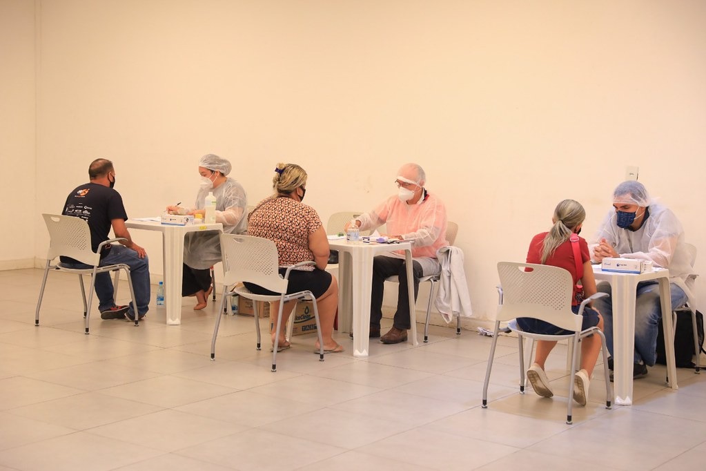 Amazonas registra 3.211 novos casos de Covid e 5 óbitos