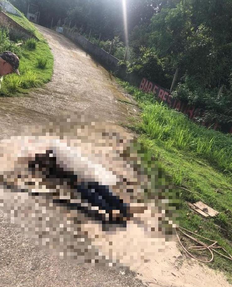 Homem é encontrado morto com marcas de tiros e mãos amarradas no Amazonas
