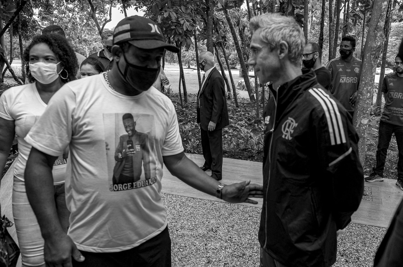 Flamengo inaugura capela no terceiro ano da tragédia no Ninho do Urubu