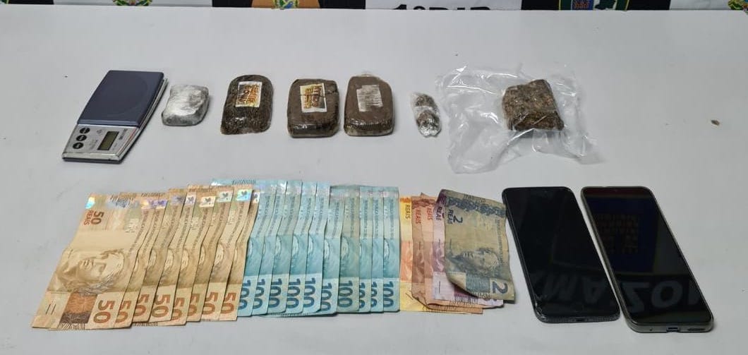 Suspeitos de venderem drogas em condomínios de Manaus são presos