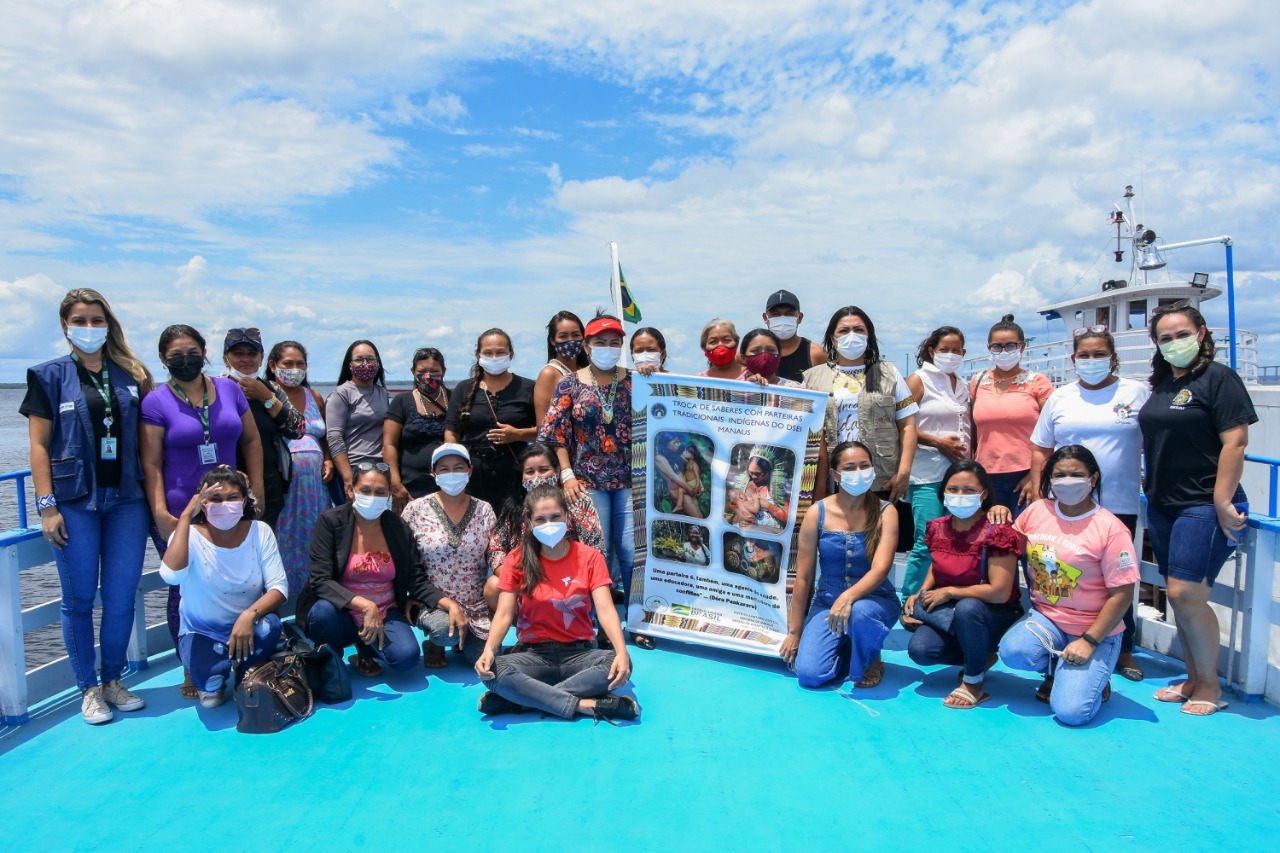 Encontro em Manaus reúne 28 parteiras indígenas de municípios amazonenses