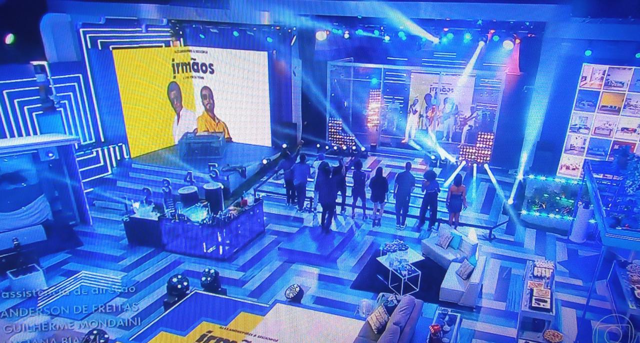 Alexandre Pires e Seu Jorge agitam noite em festa do BBB 22