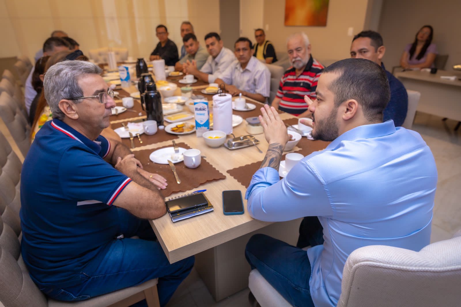 Líderes comunitários da Zona Oeste de Manaus declaram apoio a Adail Filho