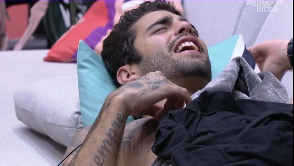 BBB22: ‘Será que vou sair amanhã?’, comenta Scooby com brother