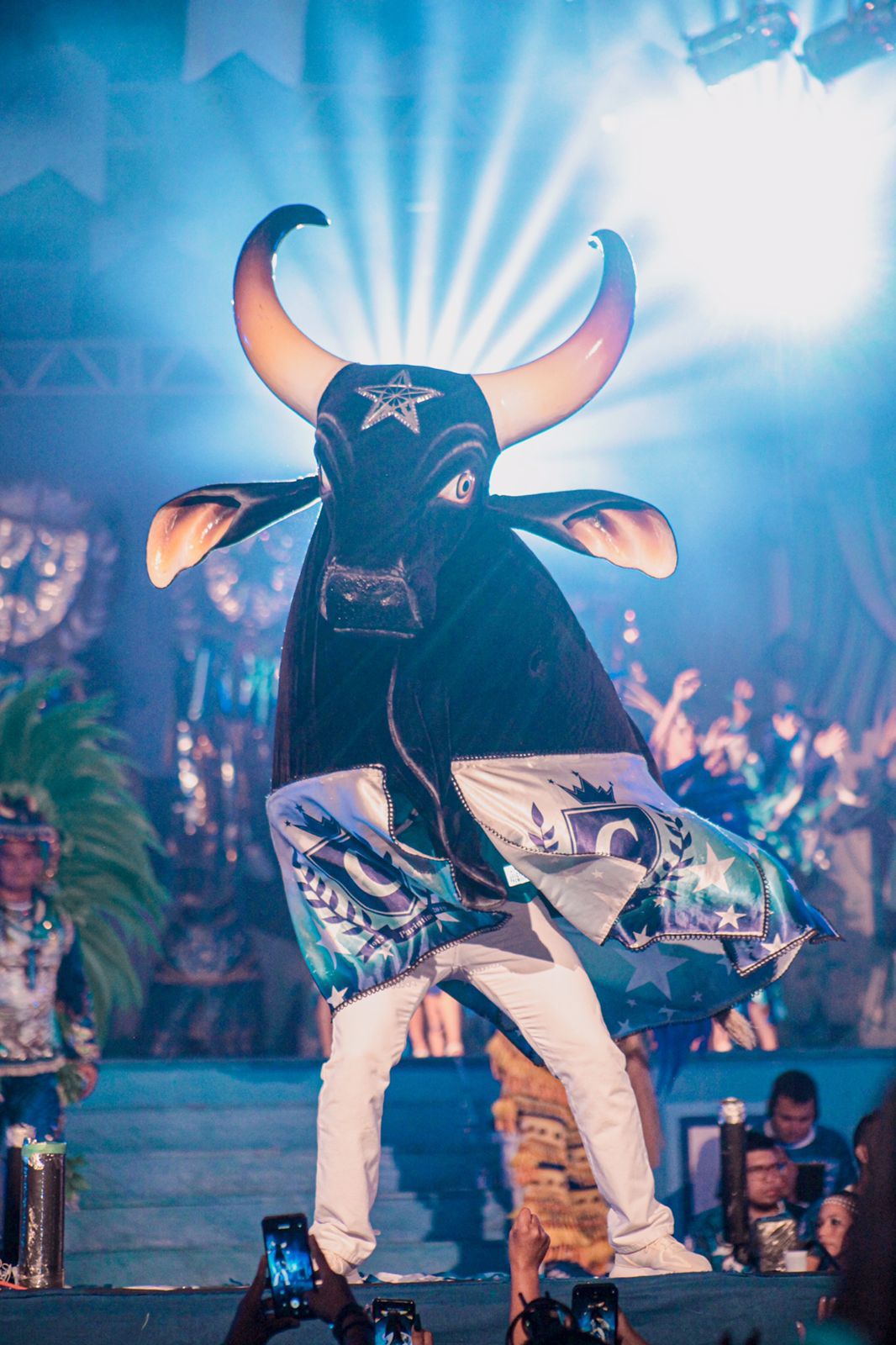 Caprichoso protagoniza o maior lançamento de álbum de boi-bumbá da história