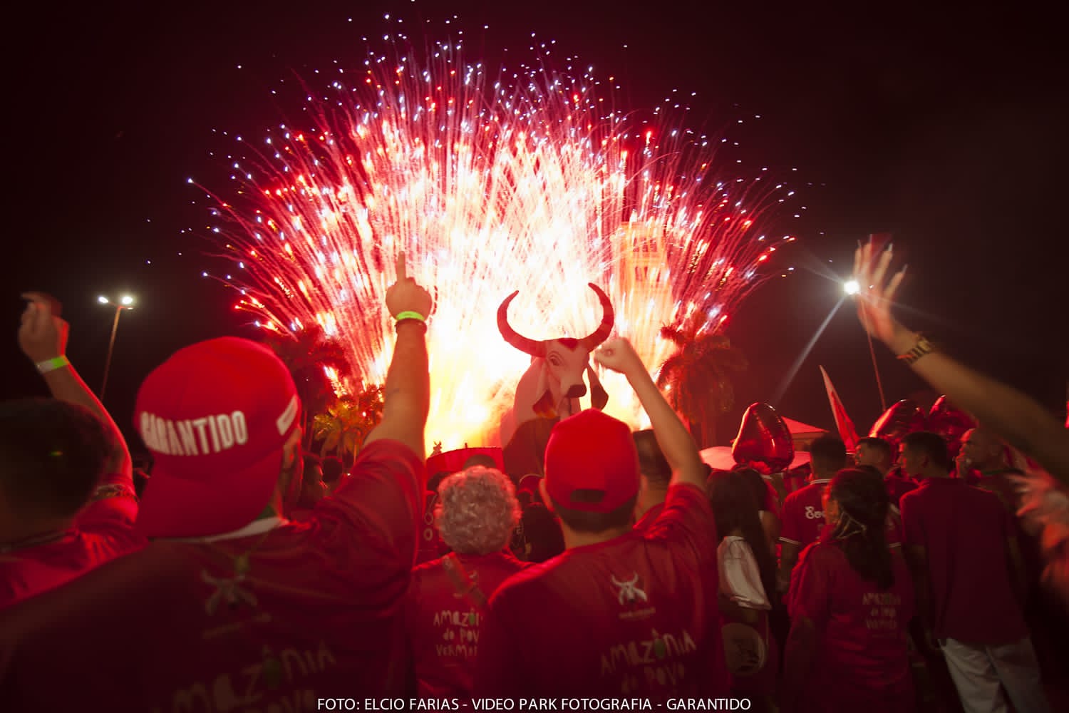 Boi Garantido realiza a maior Alvorada da história
